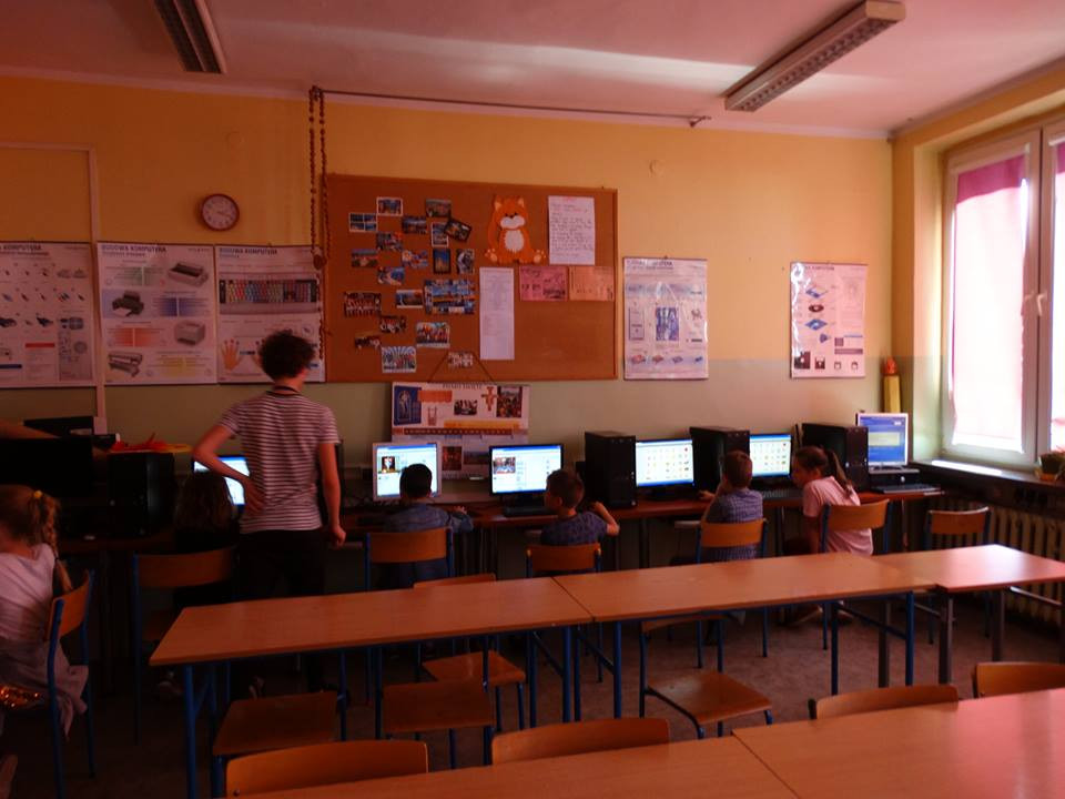 Zabawa ?Koszyk zagadek informatycznych? i zajęcia z programowania w Scratchu