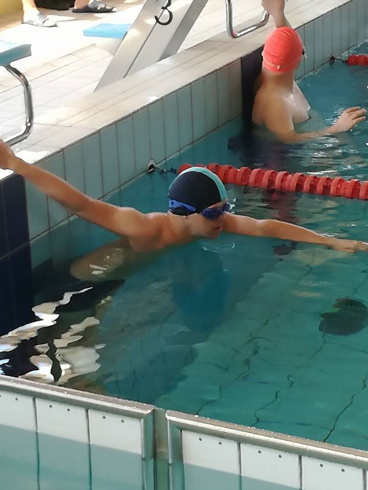 Dziewięć medali zdobytych na VIII Integracyjnym Mityngu Pływackim Osób Niepełnosprawnych