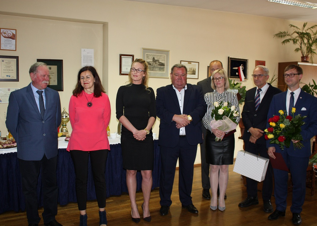 Podziękowanie za wieloletnią współpracę dla pani Marioli Burc