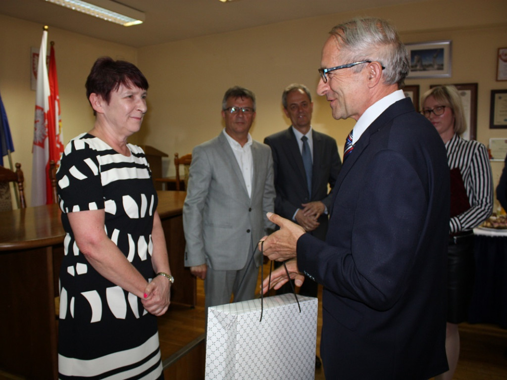 Podziękowanie za wieloletnią współpracę dla pani Marioli Burc