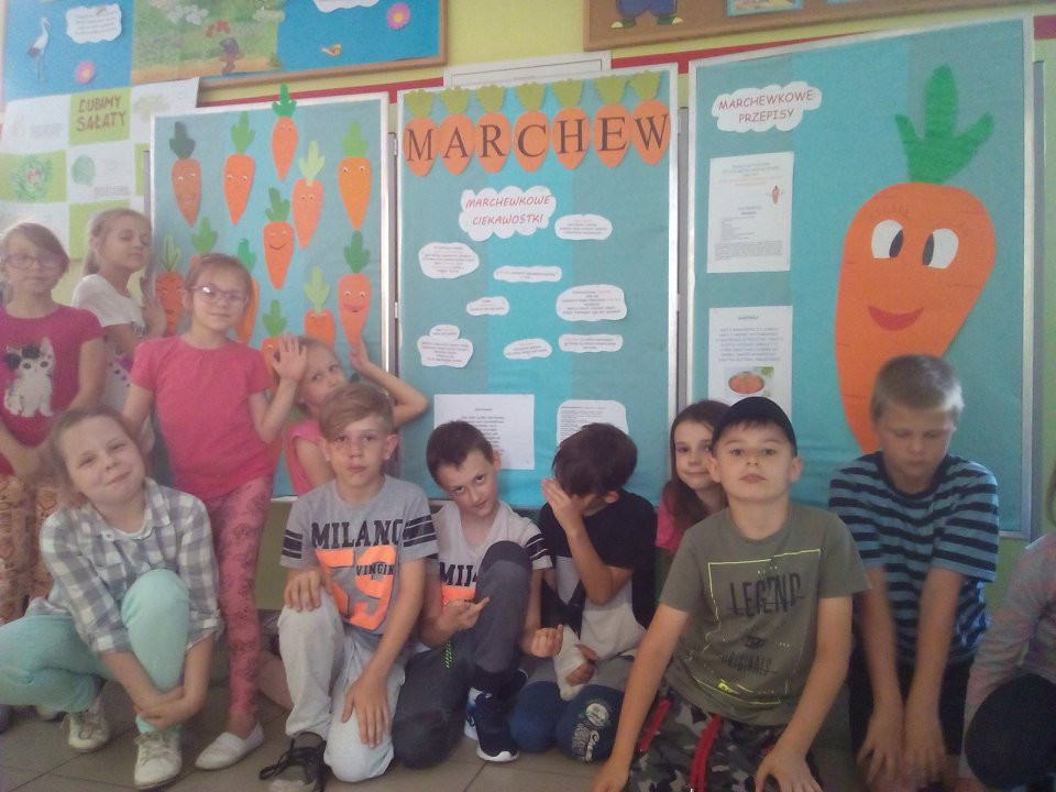 Marchewkowy Tydzień oraz Szkolny Konkurs Recytatorski 