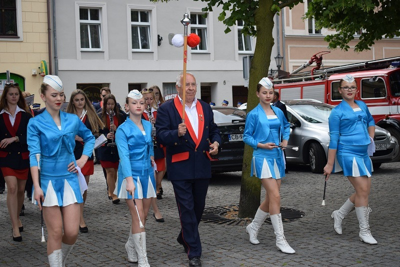Relacja z Powiatowych Obchodów Dnia Strażaka oraz uroczystości nadania sztandaru dla KP PSP w Chełmnie