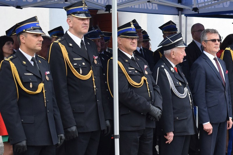 Relacja z Powiatowych Obchodów Dnia Strażaka oraz uroczystości nadania sztandaru dla KP PSP w Chełmnie