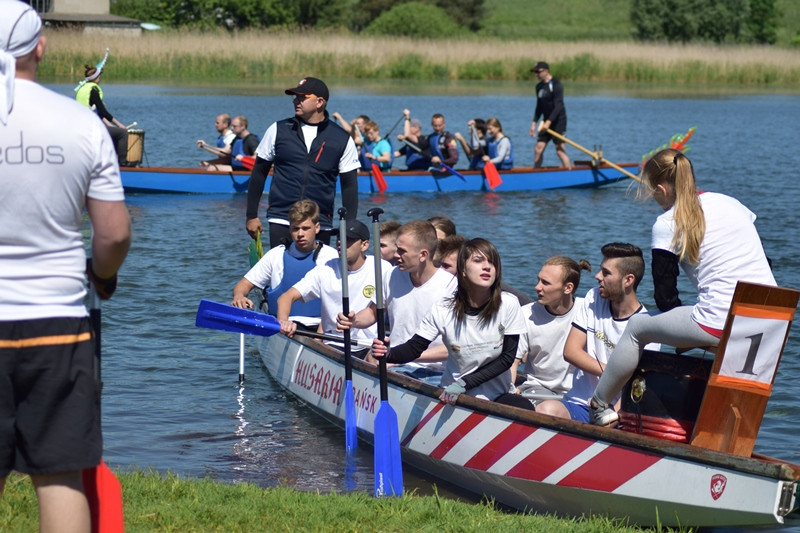 Wspaniała rywalizacja podczas XI Chełmińskich Wyścigów Łodzi Smoczych