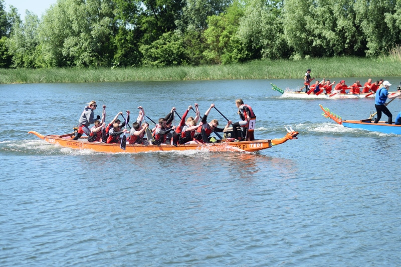 Wspaniała rywalizacja podczas XI Chełmińskich Wyścigów Łodzi Smoczych