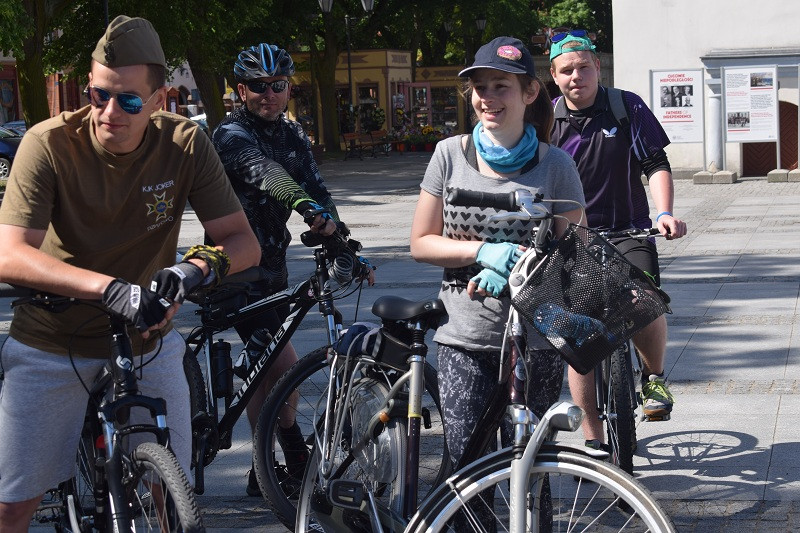 Wycieczka rowerowa ?Śladami 8 Pułku Strzelców Konnych? z okazji 100?lecia Odzyskania Niepodległości