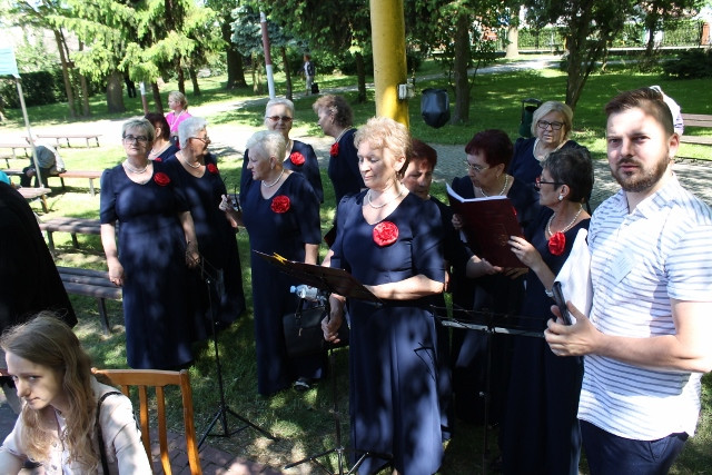 IV Przegląd Zespołów Wokalnych w Unisławiu