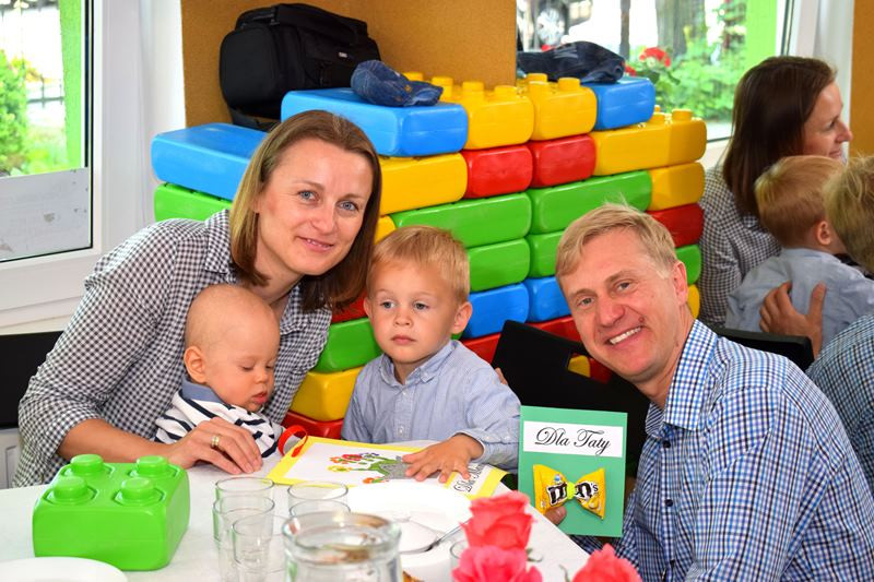 Moja Mama-Czarodziejka, mój Tata-Superbohater: Motylki dla ukochanych Rodziców