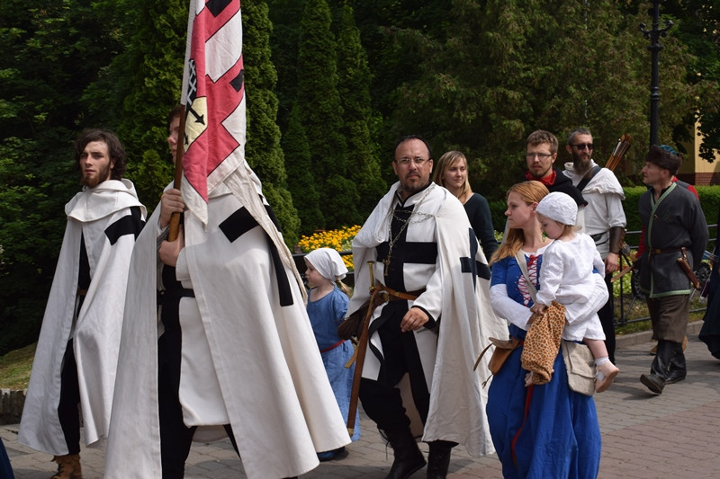 Powitanie uczestników XX Turnieju Rycerskiego Bractw Zaprzyjaźnionych ?O Złotą Jaszczurkę w Mieście Zakochanych?