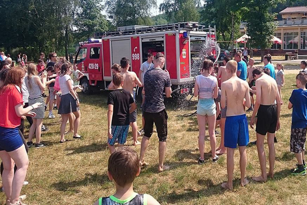 Młodzież na sportowo, relaks z okazji Dnia Dziecka