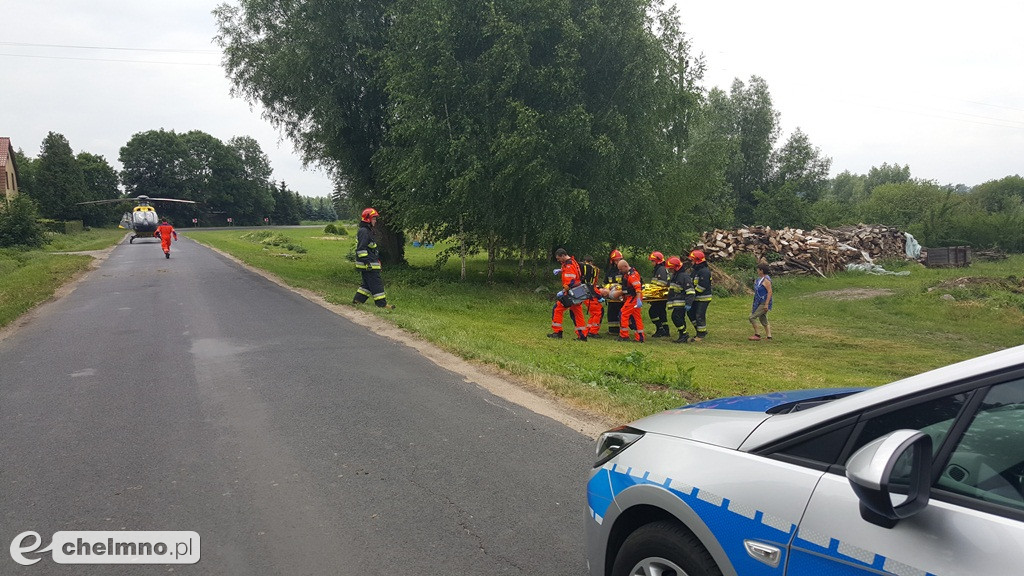 Dwie osoby zostały przygniecione przez przyczepę