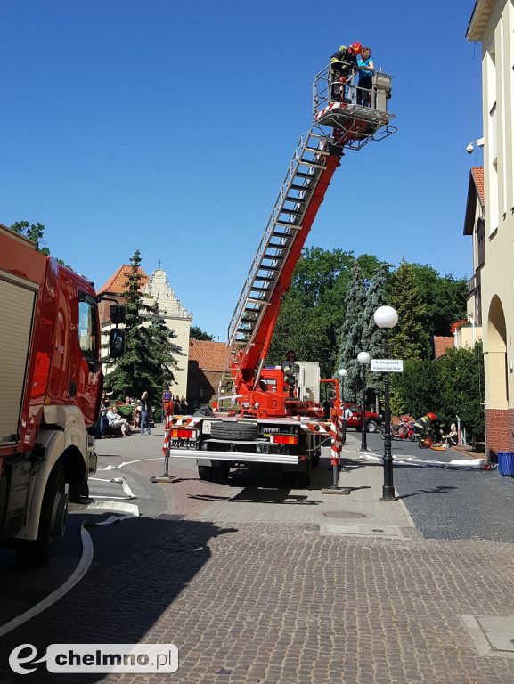 57 osób ewakuowano z Urzędu Miasta Chełmna