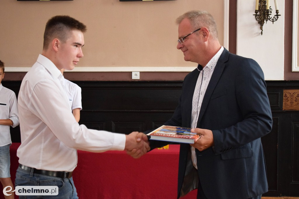 Prymusi nagrodzeni przez Burmistrza