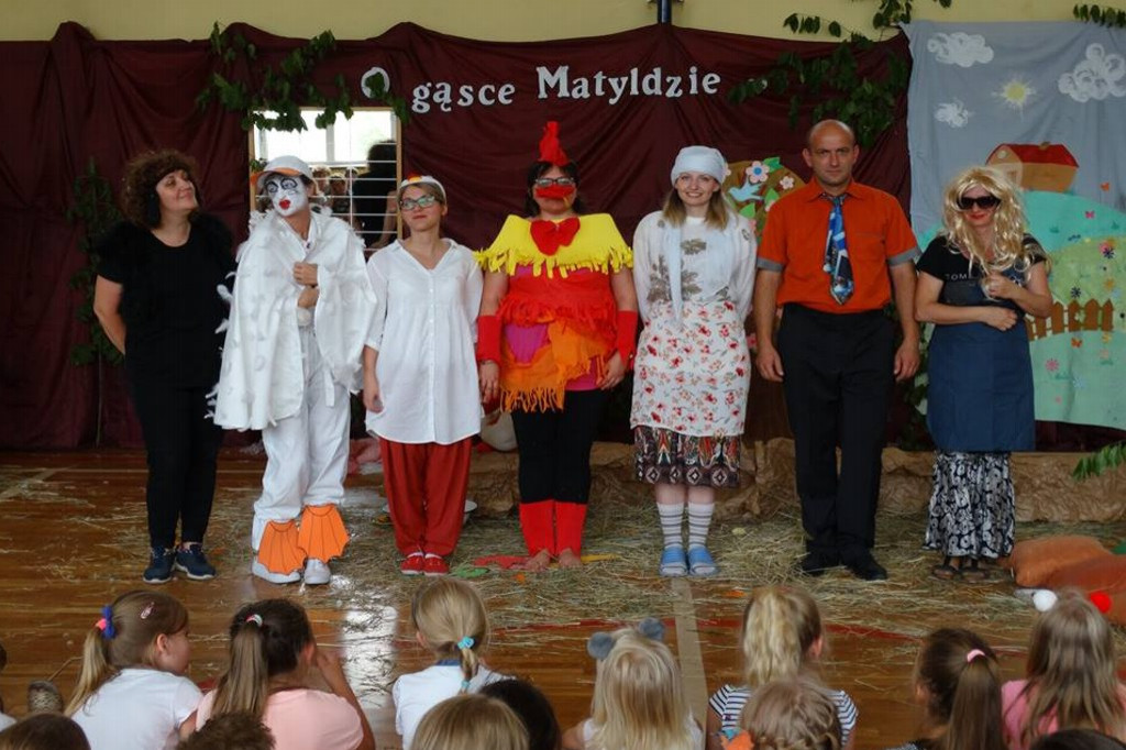 O gąsce Matyldzie, co przyjaciół szukała