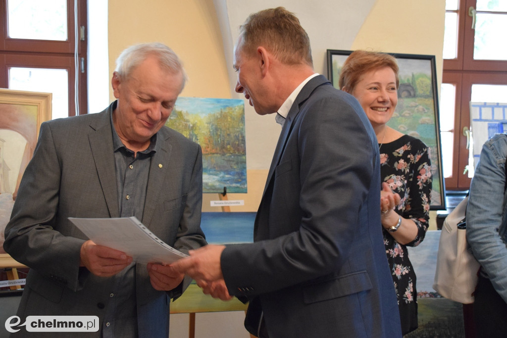 W kolorowych barwach - wernisaż twórczości UTW