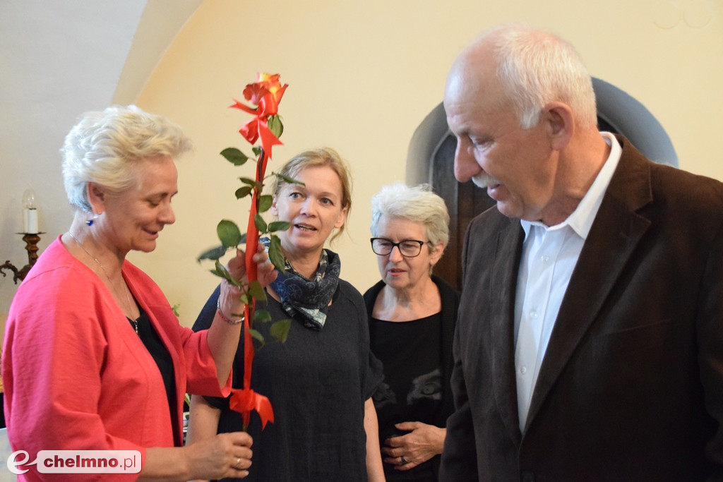 W kolorowych barwach - wernisaż twórczości UTW