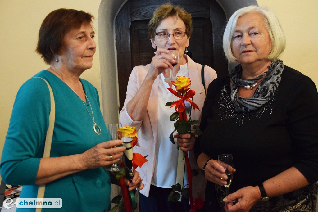 W kolorowych barwach - wernisaż twórczości UTW