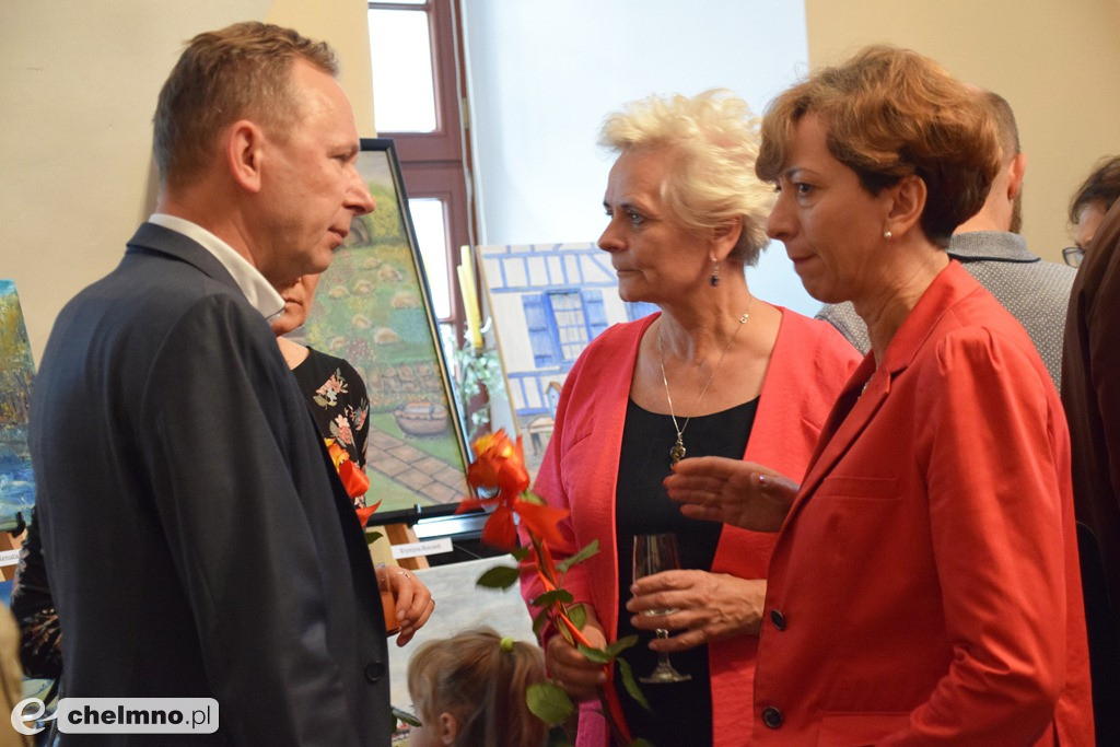 W kolorowych barwach - wernisaż twórczości UTW