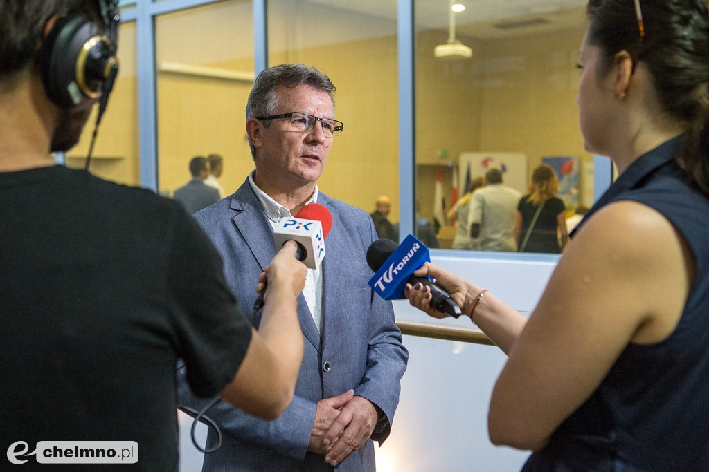 Wręczenie umów o dofinansowanie projektów