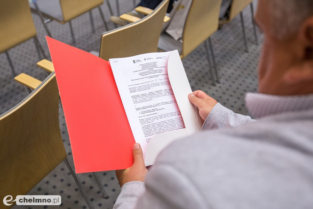 Wręczenie umów o dofinansowanie projektów
