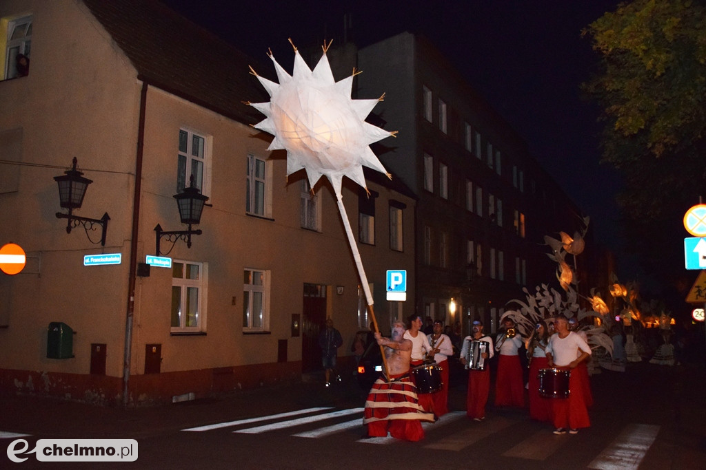 Parada Lampionów - najwspanialszy moment 9 Hills