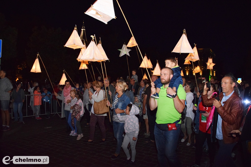 Parada Lampionów - najwspanialszy moment 9 Hills