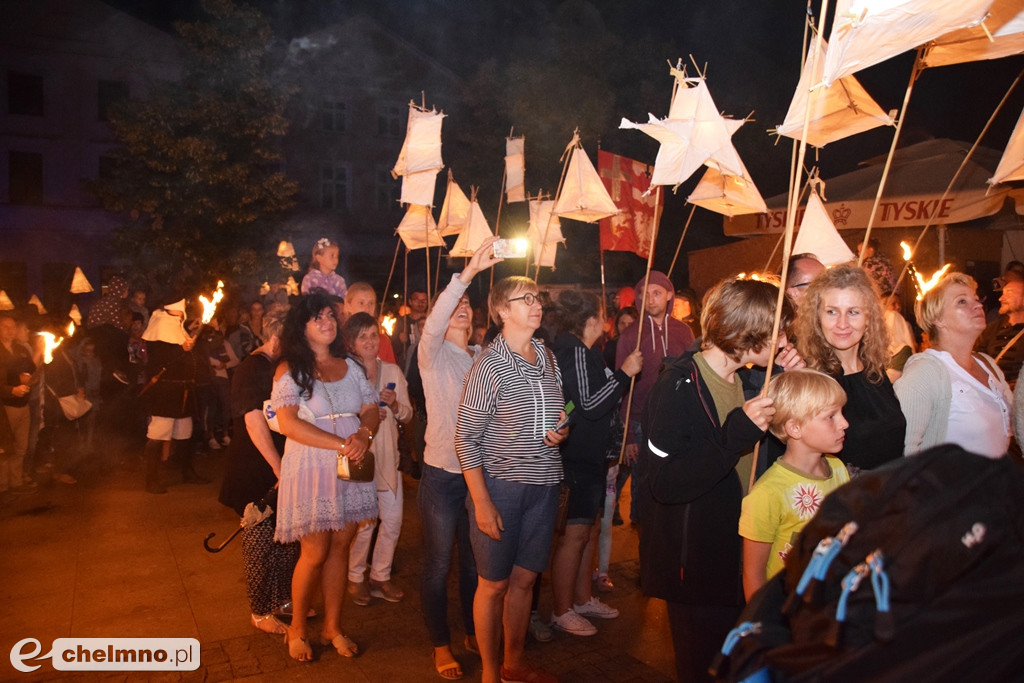 Parada Lampionów - najwspanialszy moment 9 Hills