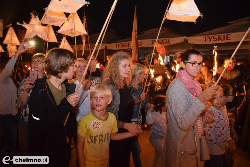 Parada Lampionów - najwspanialszy moment 9 Hills