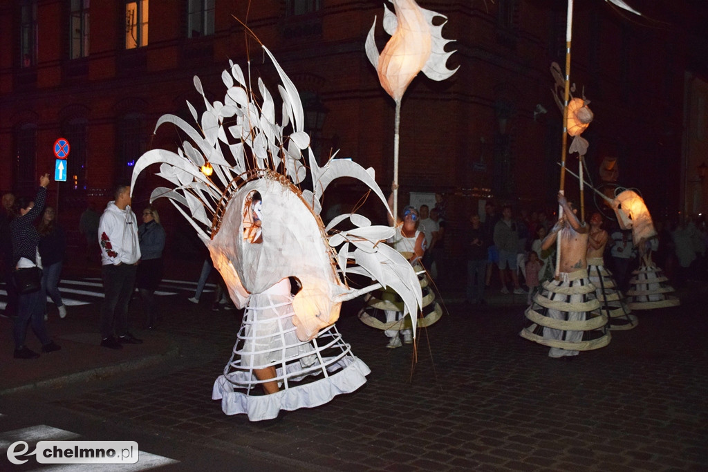Parada Lampionów - najwspanialszy moment 9 Hills