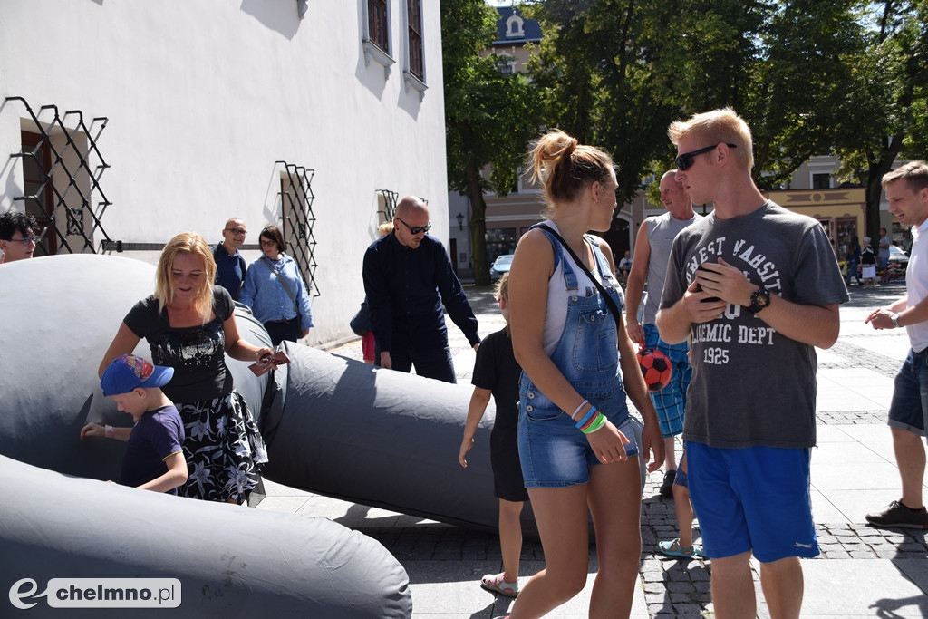  Dzisiaj po mieście wędruje Misio Przytulanka