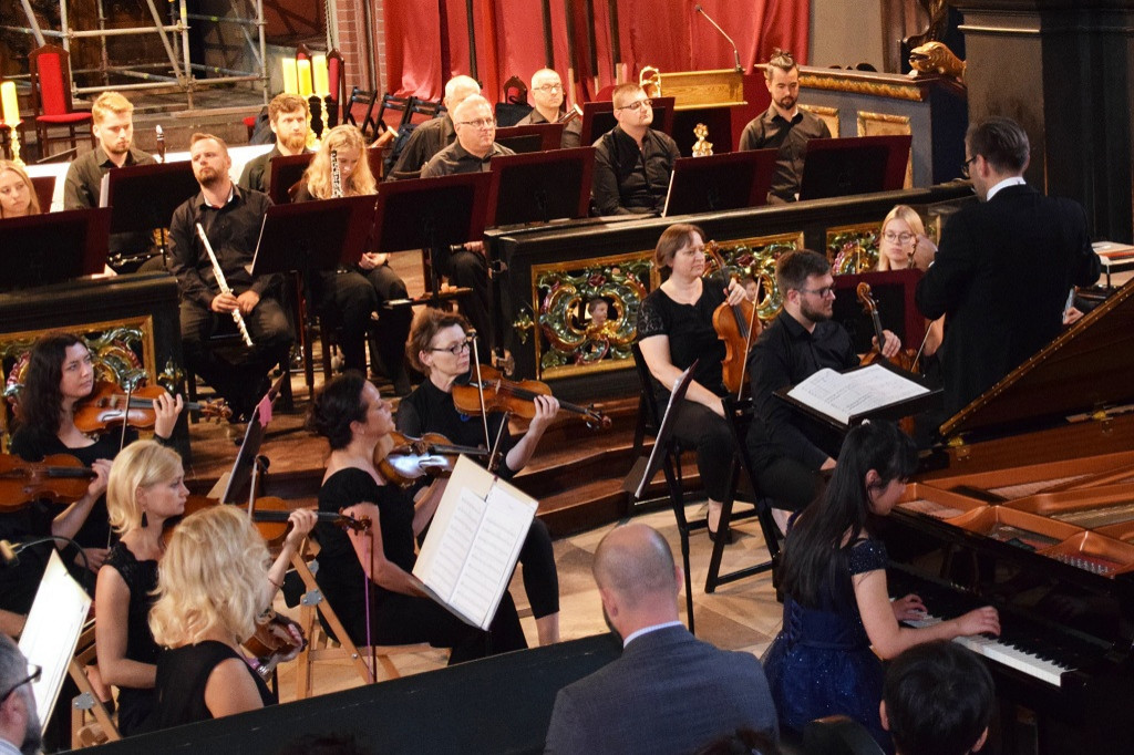 Koncert uczestników Paderewski Piano Academy w FARZE