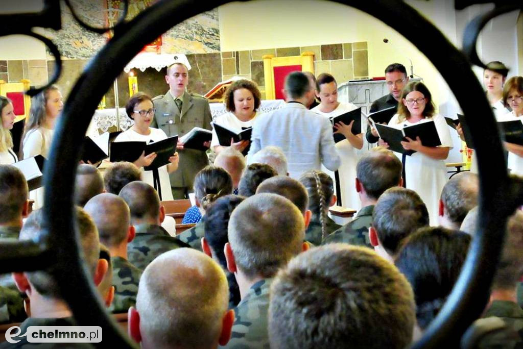 Koncert Chóru Skont-tin-nont w kościele garnizonowym