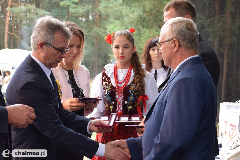 Relacja z Powiatowo-Gminnych Dożynek w Podwiesku