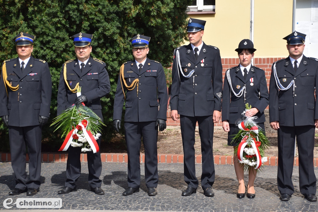 Uroczystość złożenia wiązanek przy Grobie Nieznanego Żołnierza