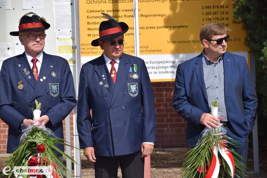 Uroczystość złożenia wiązanek przy Grobie Nieznanego Żołnierza