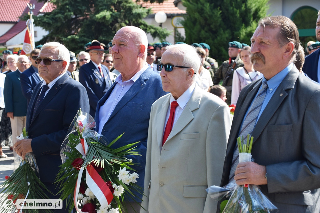 Uroczystość złożenia wiązanek przy Grobie Nieznanego Żołnierza