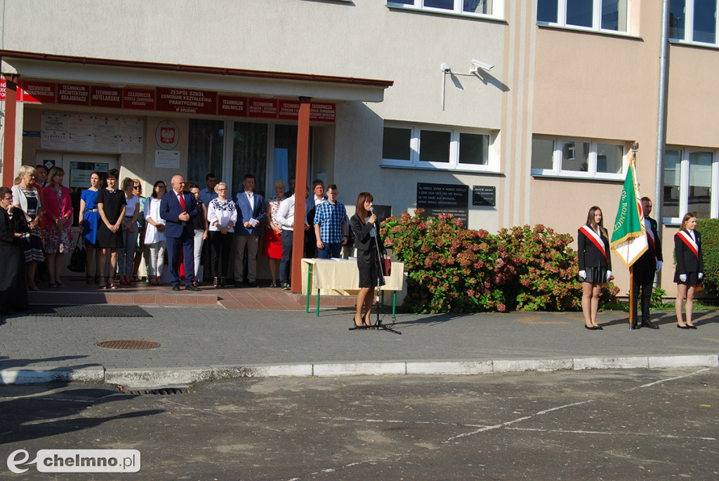 Witamy klasy pierwsze! Gratulujemy klasom starszym świadectw