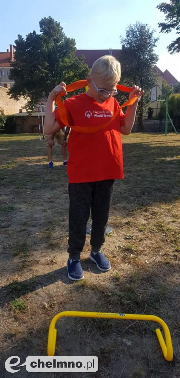 Zajęcia młodych sportowców w plenerze