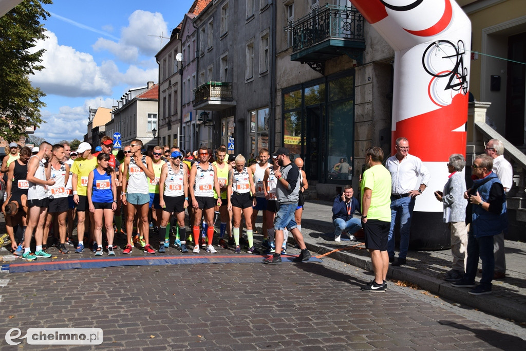 Dobry nastrój dopisywał uczestnikom VII Półmaratonu MONDI