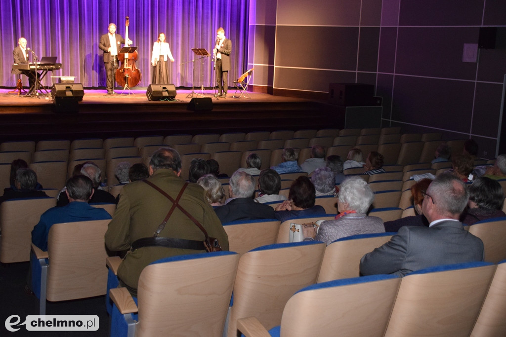 Koncert pieśni patriotycznych w wykonaniu Slavic Voices