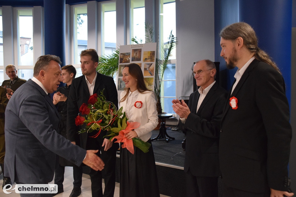 Koncert pieśni patriotycznych w wykonaniu Slavic Voices