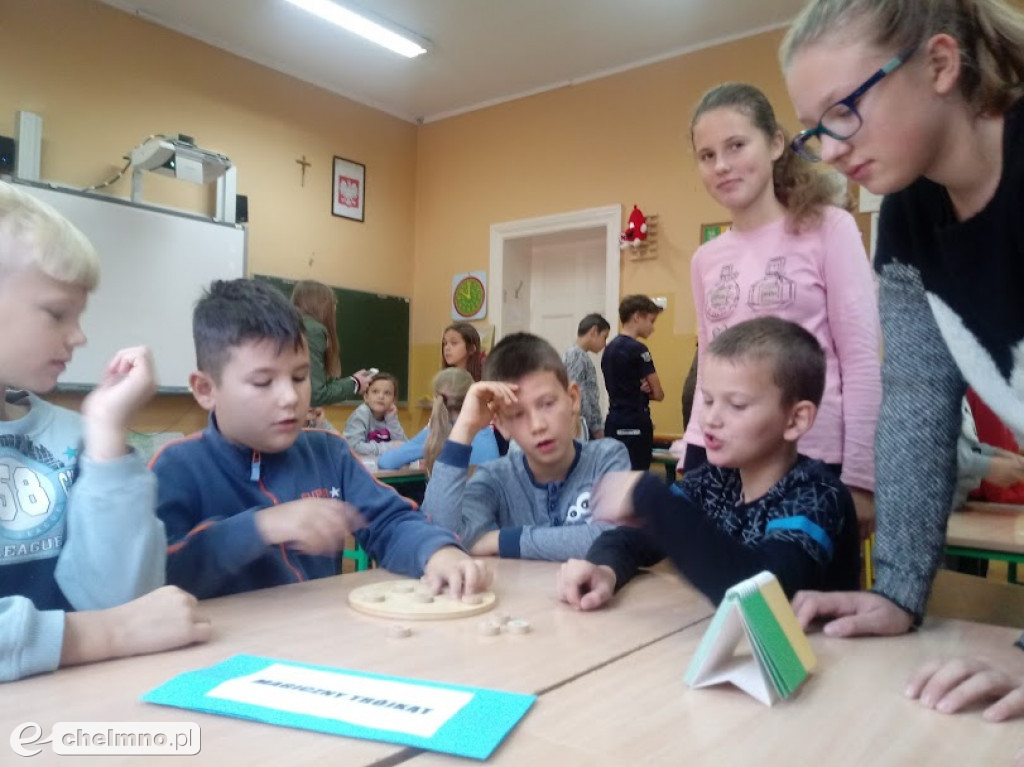 Gry i zabawy kl. III mPotęga w Dwójce