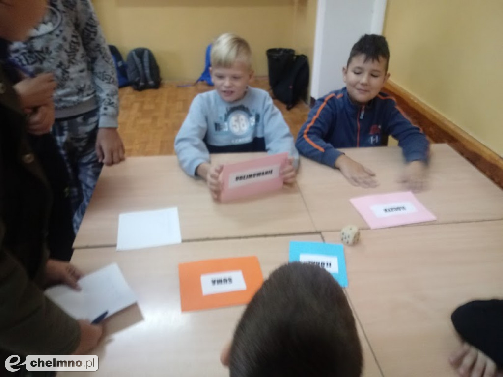Gry i zabawy kl. III mPotęga w Dwójce