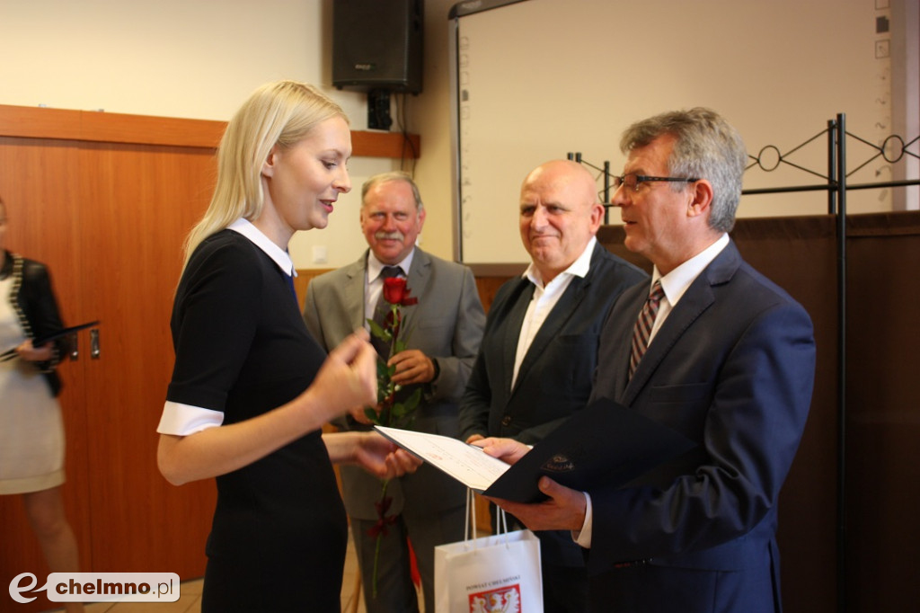 Wyróżnienia z okazji Dnia Edukacji Narodowej