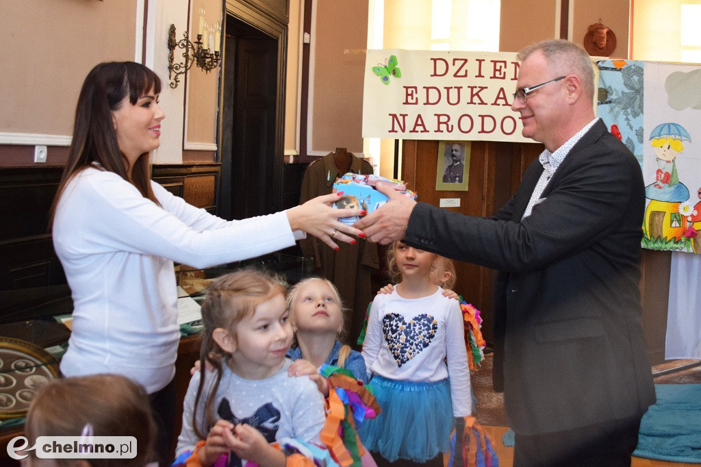 Nagrody Burmistrza z okazji Dnia Edukacji Narodowej