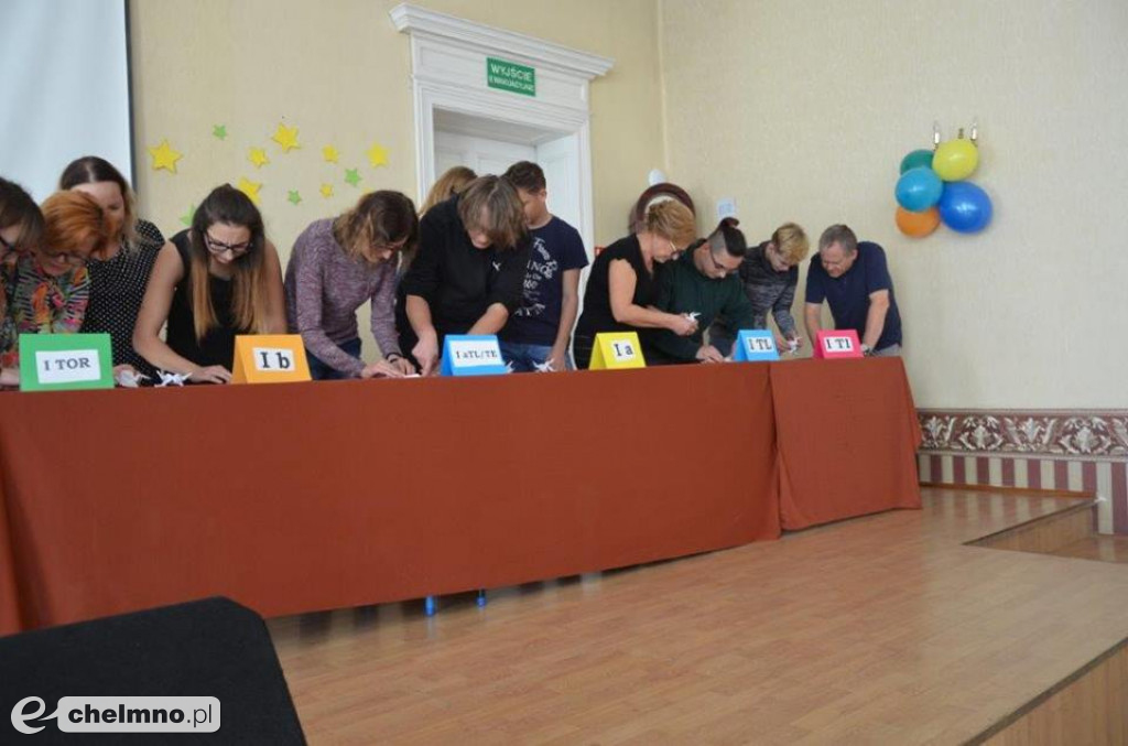 Ślubowanie pierwszoklasistów i obchody Dnia Nauczyciela