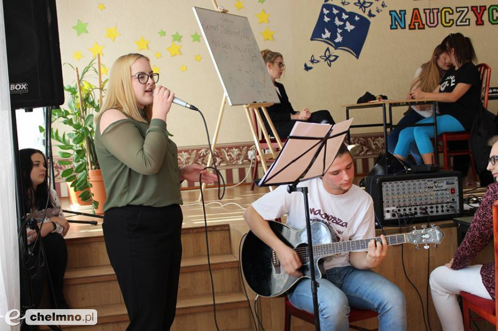 Ślubowanie pierwszoklasistów i obchody Dnia Nauczyciela