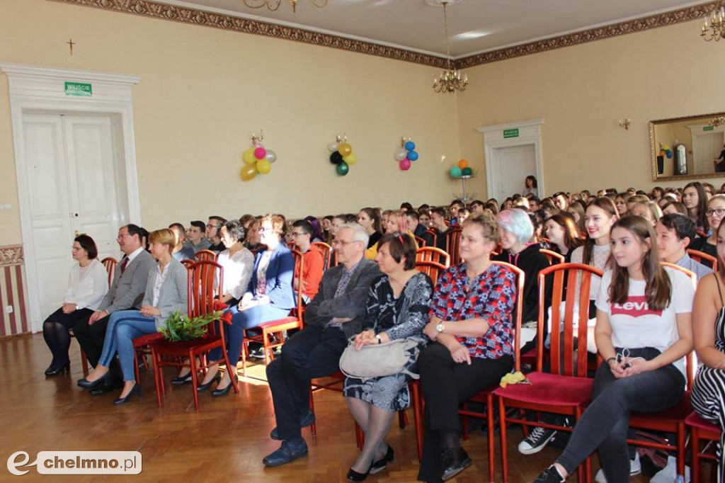 Ślubowanie pierwszoklasistów i obchody Dnia Nauczyciela