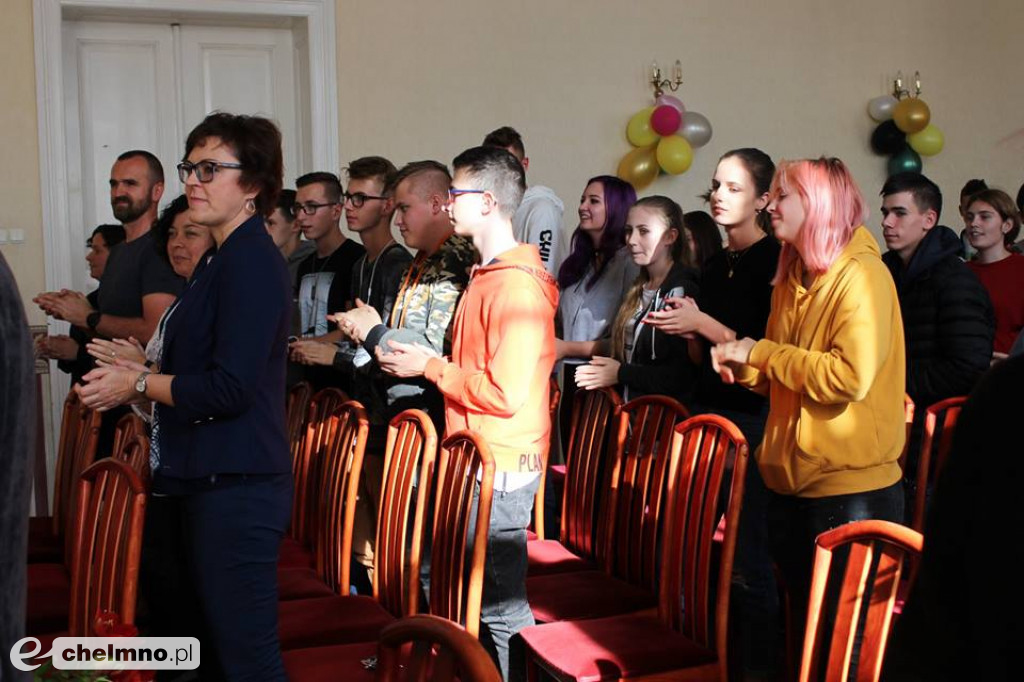 Ślubowanie pierwszoklasistów i obchody Dnia Nauczyciela