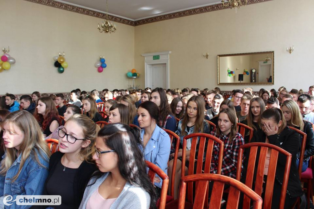Ślubowanie pierwszoklasistów i obchody Dnia Nauczyciela